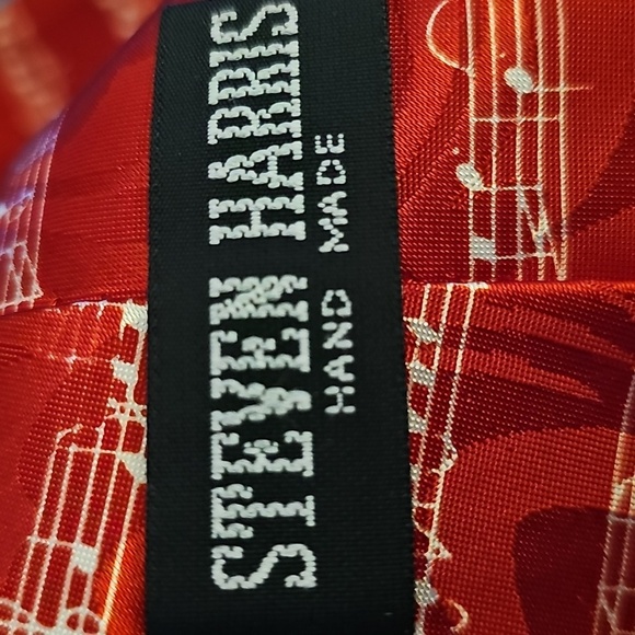 Stenen Harris Red and Black Saxophone Tie. Handmade. - Picture 4 of 5